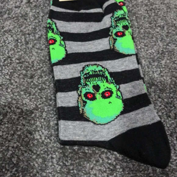 K. Bell Halloween striped socks with green skulls - Picture 6 of 6